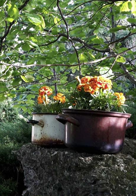 Staré smaltované hrnce 2 ks ( sada ),