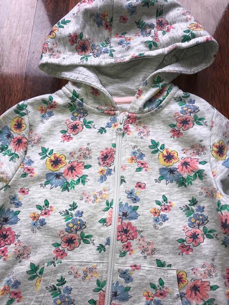 Mikina zn.f&f na 6-7 rokov, f&f,122