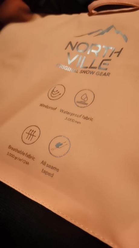 Top lyziarska suprava, c&a,152