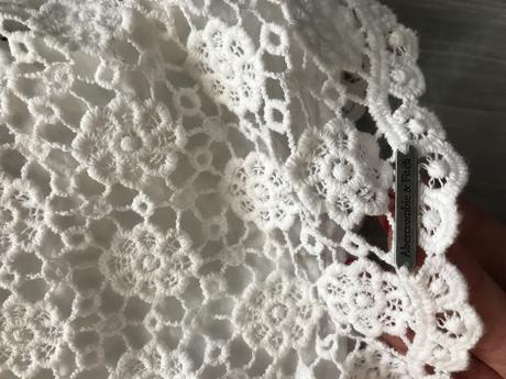 Čipkové minišaty, abercrombie, veľ s/m, abercrombie&fitch,m