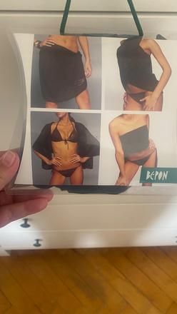 Dámske pareo k plavkam, 