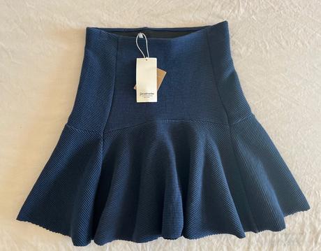 Stradivarius štrukturovaná sukňa vel.s, stradivarius,s