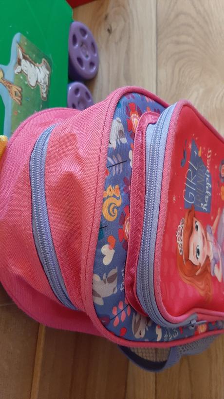 Ruksacik princezna sofia,