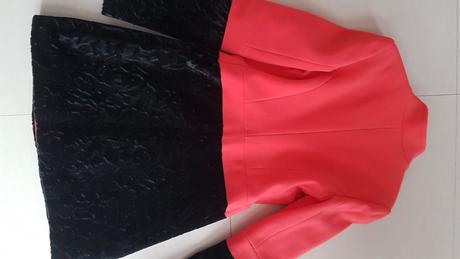 Koralový kabát, 36