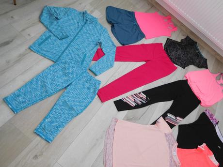 Športové oblečenie pre dievča či dámu-s, s