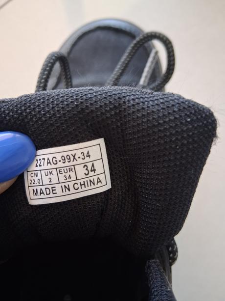 Tenisky, reserved,34