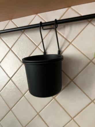 Závesná kuchynská nádoba ikea, 
