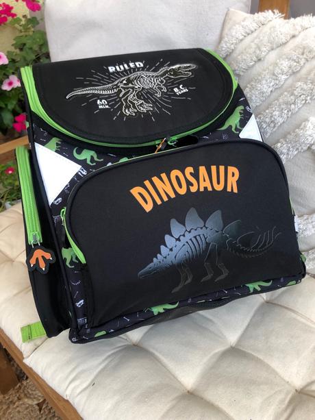 Týždeň použitá školská taška, 