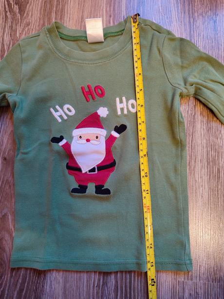 Vianočné pyžamo, 110