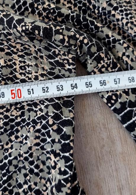 Šaty s haďou potlačou, xl