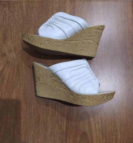 Vsuvky na platforme, 36