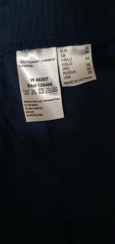 Trojstvrtove nohavice vel. 52, 52