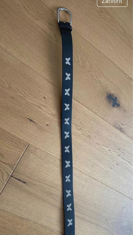 Doplnky opasok sinsay, sinsay