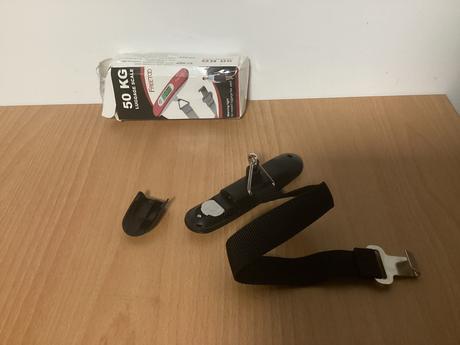 Digitálne cestovné váhy freetoo  50 kg, 