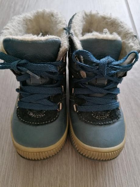 Modré kotnicky, baťa,24