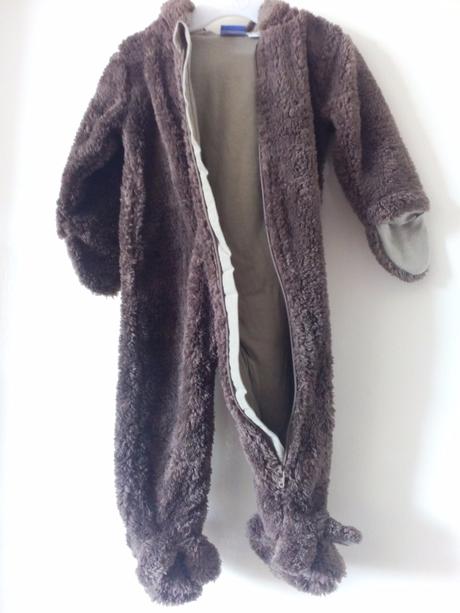 Overal macko, lupilu,68