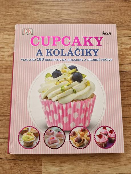 Kniha cupcaky a koláčiky, 