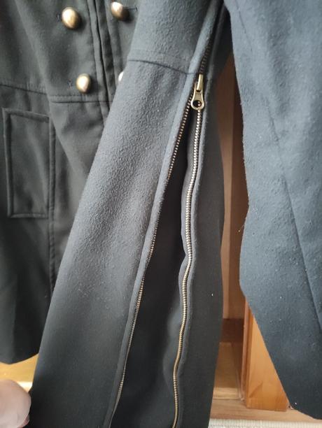 Zimný materský kabát, 42