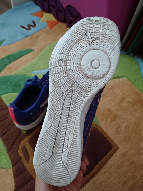 Halovky, puma,42