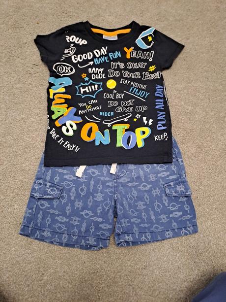 Komplti a sety 3ks za 10 eur, pepco,86