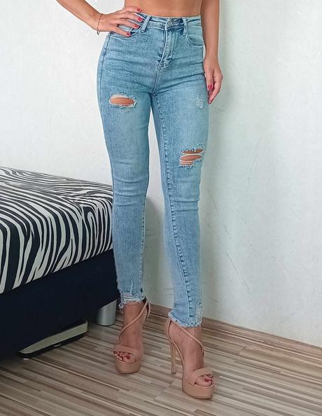 Nové dámske svetlé rifle - veľkosť 25 / xs, xs