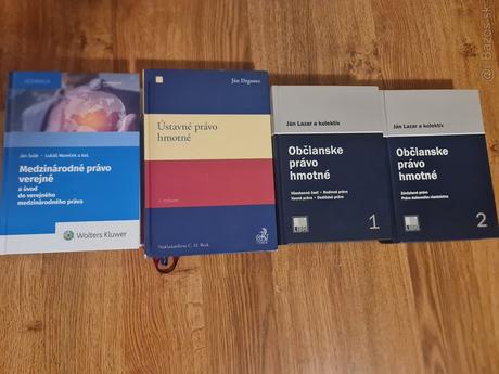 Právnická literatúra,