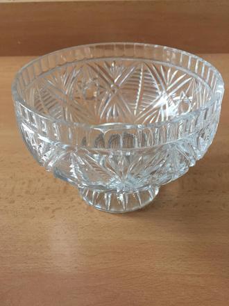 Hrudšia sklenená misa, 