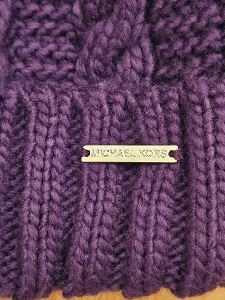 Michael kors teplučká čiapka s brmbolcom, michael kors