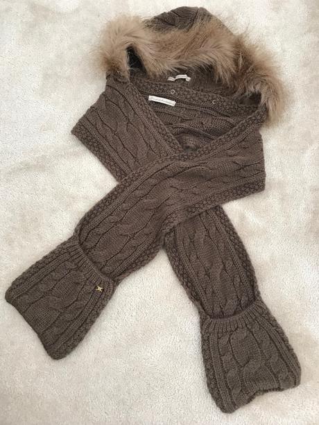 Sal s kapucnou, mayoral