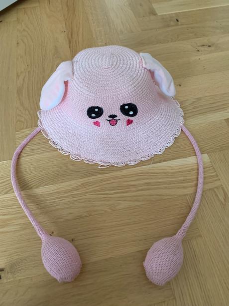 Klobucik s pohyblivými uskami, 116