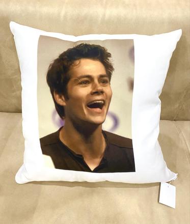Vankúš  dylan obrien, 