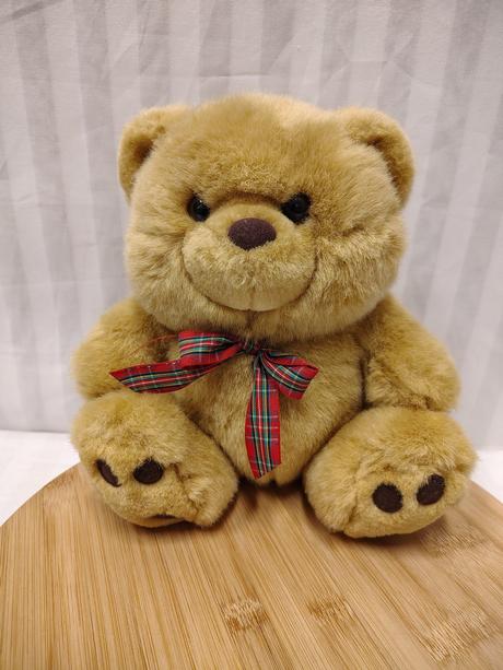 Plyšový hnedý medveď s mašlou, metro, 24 cm, 