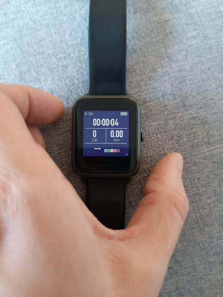 Športové hodinky aamazfit bip a1608, 