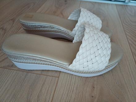 Šľapky na platforme, 37 / 38