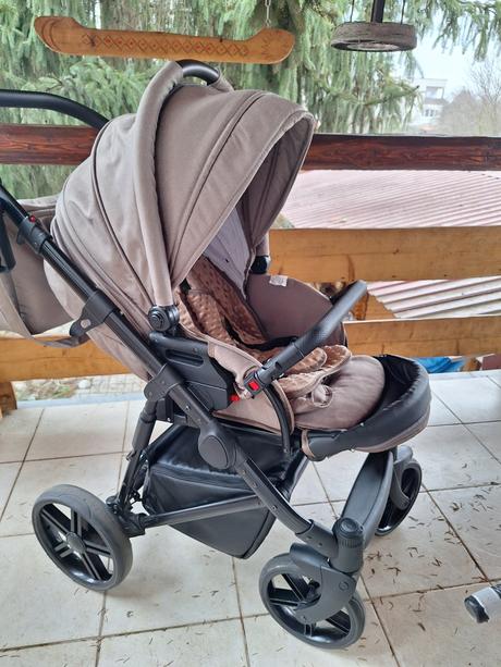 Na predaj málo pužívaný kočík adbor ox-v, adbor,adbor ox-v