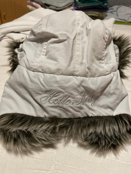 Baranica - ušianka 7-10 rokov, hello kitty,128