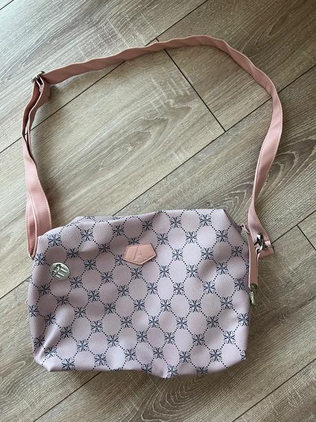 Crossbody ruzova kabelka, avon