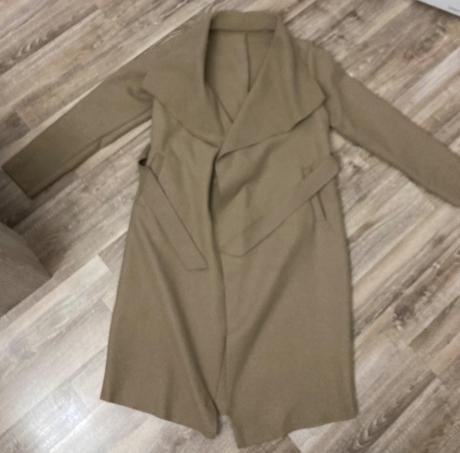 Krásny béžový kabát, m