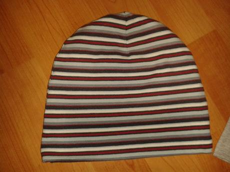 2 prechodné čiapky, 104–116