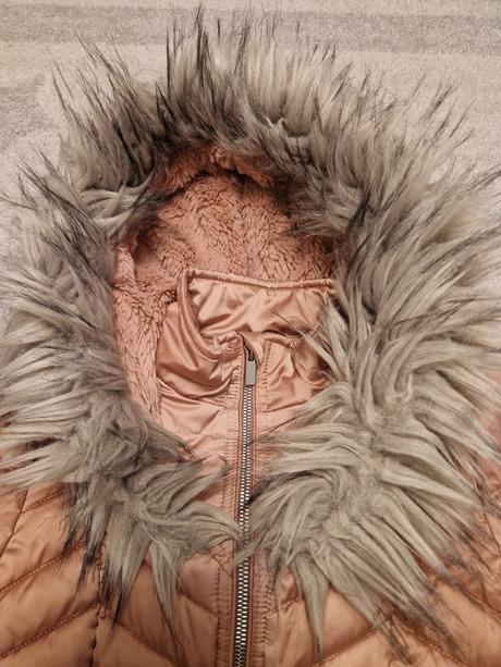 Zimna bunda s kozusinou, next,122