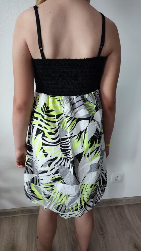 Krásne letne saty, 140