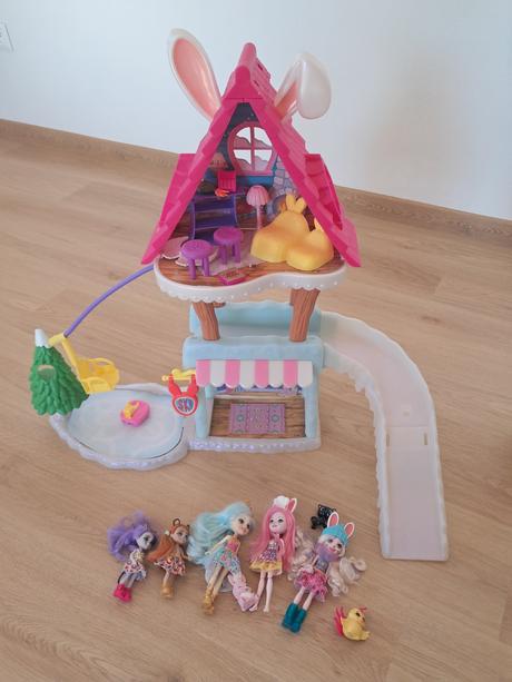 Enchantimals,
