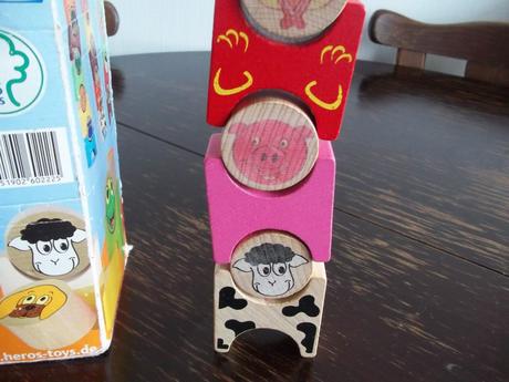 Drevená veža - zvieratká,