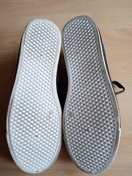 Dámske čierne pekné tenisky (39), 39