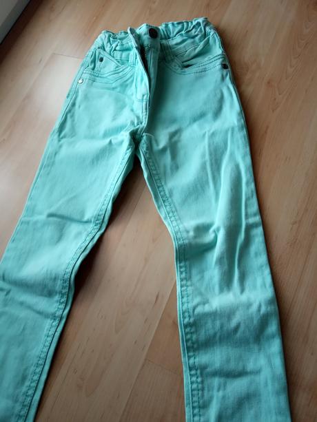 Krásne zelené jarné rifle, pepperts,122