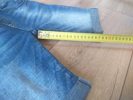 Kratasky na traky, xs