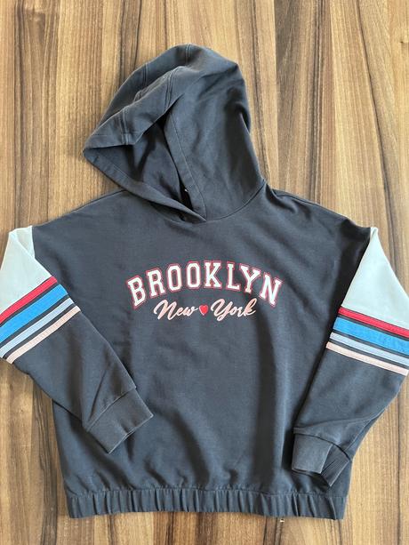 Dievcenska mikina, marks & spencer,146