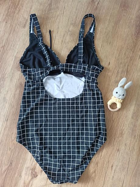 Tehotenské plavky, l