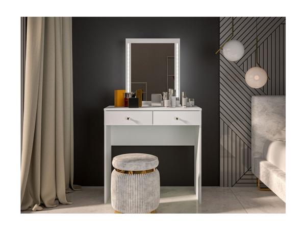 Máte toaletný stolík Odin?