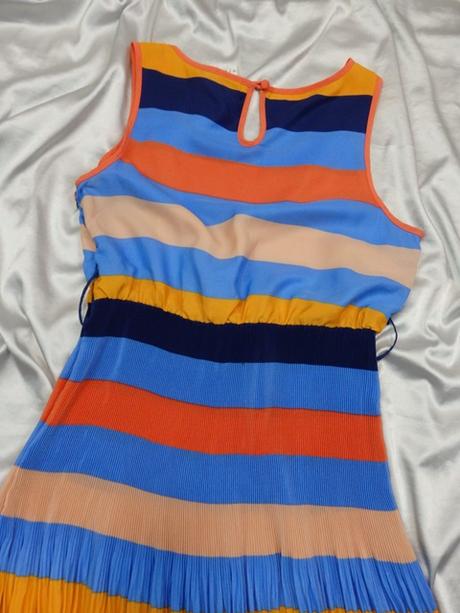 Kvalitné letné šaty, m